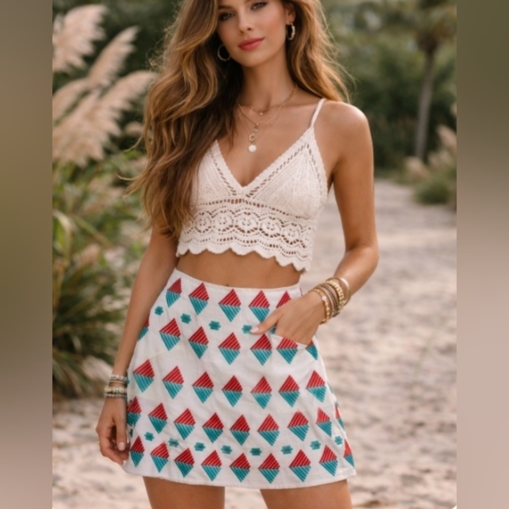 THML Brea Geometric Embroidered Skirt Size Small Southwestern Stitchfix